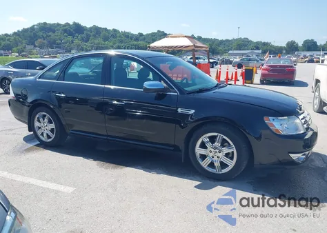 2008 Ford Taurus Limited z USA, uszkodzony, nr VIN 1FAHP25W18G181626